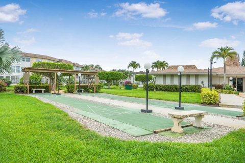 Condo in Lauderdale Lakes, Florida, 2 bedrooms  № 1781569 - photo 27