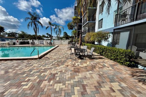 Condominio en venta en Bradenton, Florida, 2 dormitorios, 87.33 m2 № 2217220 - foto 21