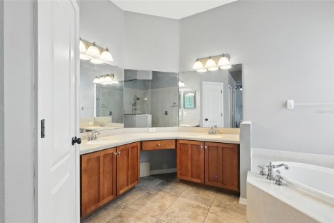 Villa ou maison à vendre à Lutz, Floride: 3 chambres, 223.06 m2 № 1916565 - photo 12