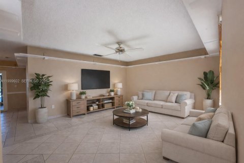 Villa ou maison à vendre à Homestead, Floride: 3 chambres, 122.26 m2 № 2068677 - photo 4