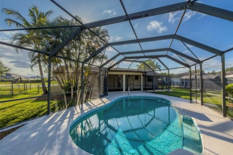 Villa ou maison à Homestead, Floride 3 chambres, 122.26 m2 № 2068677