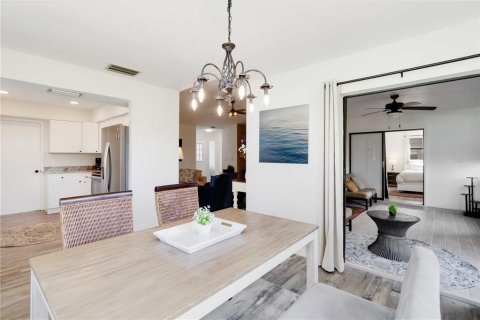 Casa en venta en Venice, Florida, 3 dormitorios, 121.42 m2 № 1721190 - foto 17
