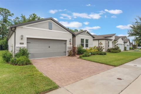 House in Winter Park, Florida 4 bedrooms, 202.99 sq.m. № 1894606 - photo 3