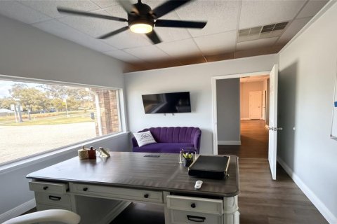 Immobilier commercial à louer à Polk City, Floride: 120.77 m2 № 2134030 - photo 8