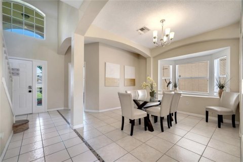Casa en venta en Kissimmee, Florida, 7 dormitorios, 270.72 m2 № 1642160 - foto 2