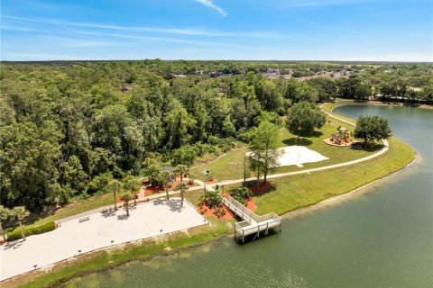 Casa en venta en Kissimmee, Florida, 7 dormitorios, 270.72 m2 № 1642160 - foto 25