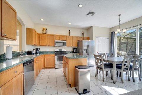 Casa en venta en Kissimmee, Florida, 7 dormitorios, 270.72 m2 № 1642160 - foto 5