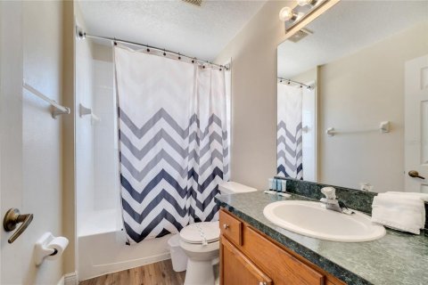 Casa en venta en Kissimmee, Florida, 7 dormitorios, 270.72 m2 № 1642160 - foto 12