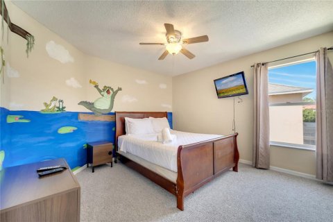Casa en venta en Kissimmee, Florida, 7 dormitorios, 270.72 m2 № 1642160 - foto 15