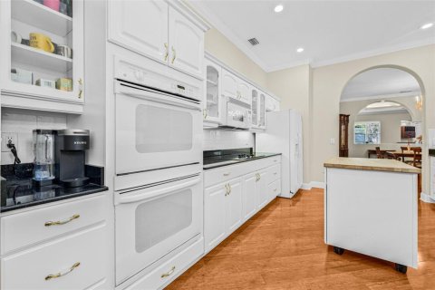 House in Wesley Chapel, Florida 4 bedrooms, 317.54 sq.m. № 1852484 - photo 17