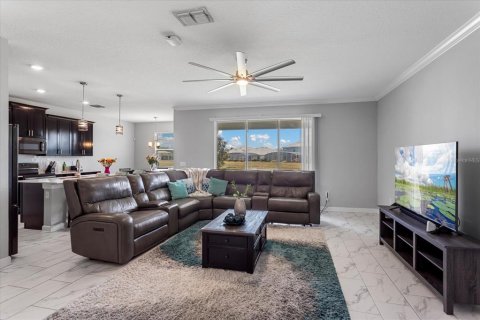 House in Four Corners, Florida 6 bedrooms, 358.42 sq.m. № 2116426 - photo 10