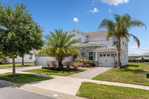 House in Four Corners, Florida 6 bedrooms, 358.42 sq.m. № 2116426 - photo 4