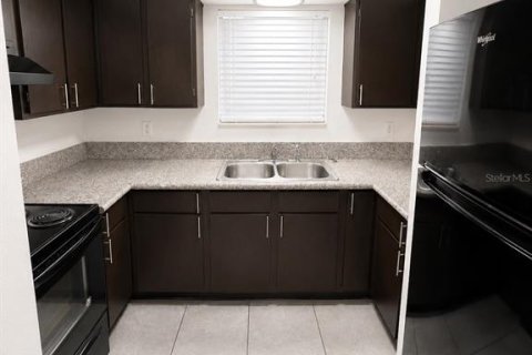 Apartamento en alquiler en Leesburg, Florida, 1 dormitorio, 58.44 m2 № 2221802 - foto 8