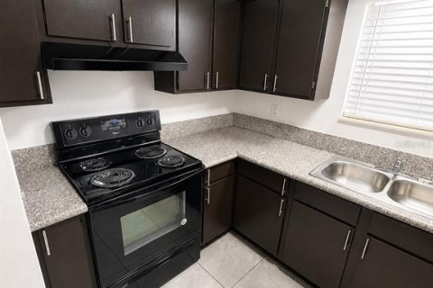 Apartamento en alquiler en Leesburg, Florida, 1 dormitorio, 58.44 m2 № 2221802 - foto 6