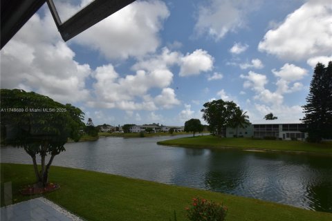 Condo in West Palm Beach, Florida, 1 bedroom  № 1700106 - photo 6