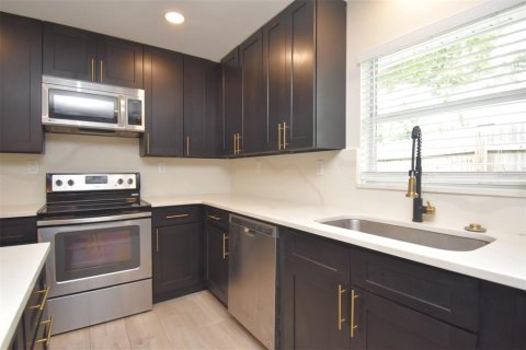 House in Orlando, Florida 3 bedrooms, 136.01 sq.m. № 1876300 - photo 10