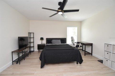 House in Orlando, Florida 3 bedrooms, 136.01 sq.m. № 1876300 - photo 15