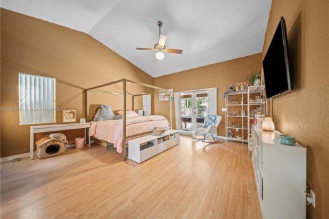 Casa en venta en Southwest Ranches, Florida, 3 dormitorios, 227.98 m2 № 1952214 - foto 6