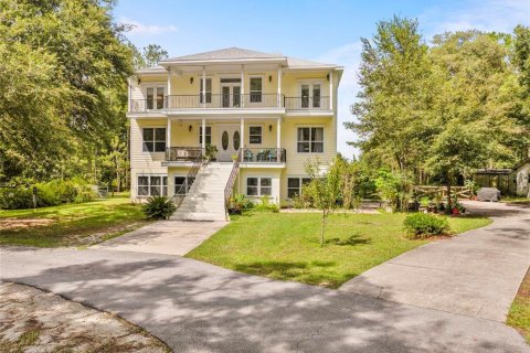 Casa en venta en Brooksville, Florida, 5 dormitorios, 264.4 m2 № 1914158 - foto 1