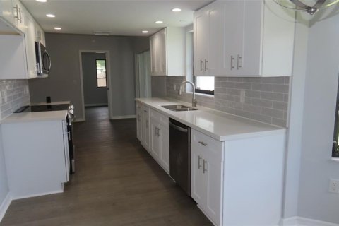 Casa en venta en Venice, Florida, 2 dormitorios, 142.14 m2 № 2227902 - foto 18