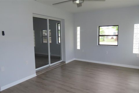 Casa en venta en Venice, Florida, 2 dormitorios, 142.14 m2 № 2227902 - foto 22
