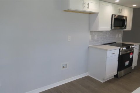 Casa en venta en Venice, Florida, 2 dormitorios, 142.14 m2 № 2227902 - foto 19