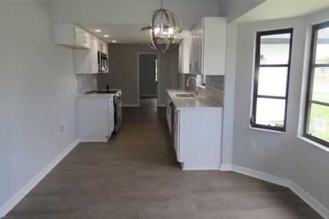 Casa en venta en Venice, Florida, 2 dormitorios, 142.14 m2 № 2227902 - foto 17