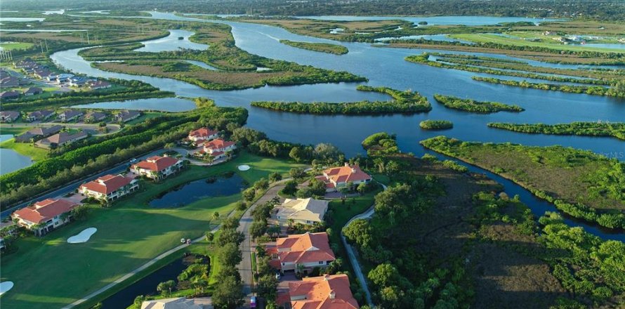 Condo in Bradenton, Florida, 3 bedrooms  № 2377511