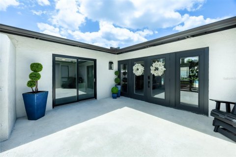 Casa en alquiler en Winter Park, Florida, 4 dormitorios, 172.43 m2 № 1796697 - foto 3