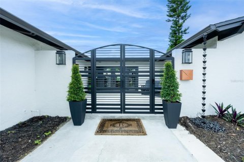 Casa en alquiler en Winter Park, Florida, 4 dormitorios, 172.43 m2 № 1796697 - foto 2