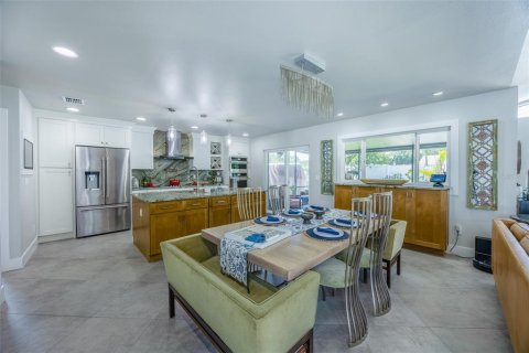 Casa en alquiler en Winter Park, Florida, 4 dormitorios, 172.43 m2 № 1796697 - foto 6