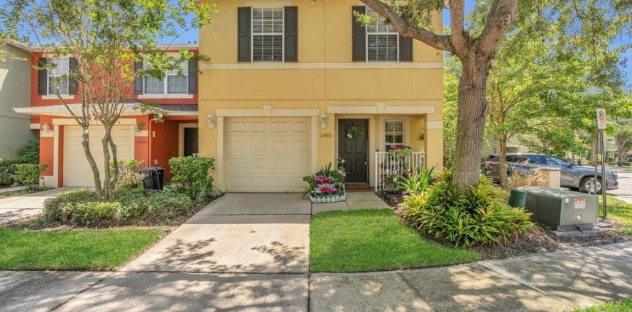 Adosado en Orlando, Florida 3 dormitorios, 173.91 m2 № 1733301