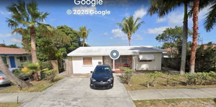Propiedad comercial en Hollywood, Florida 346.8 m2 № 1858887