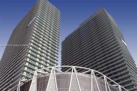 Condominio en Miami, Florida, 2 dormitorios  № 2020565