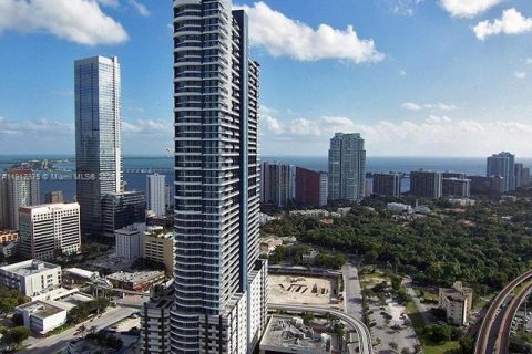 Condominio en alquiler en Miami, Florida, 2 dormitorios, 95.13 m2 № 2020565 - foto 8