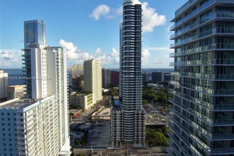 Condominio en alquiler en Miami, Florida, 2 dormitorios, 95.13 m2 № 2020565 - foto 7