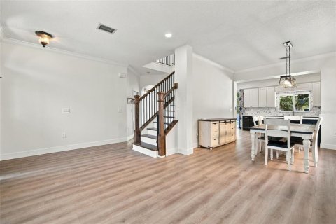 Villa ou maison à vendre à Oldsmar, Floride: 4 chambres, 207.17 m2 № 2425835 - photo 9