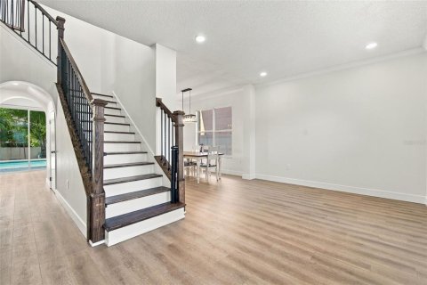 Villa ou maison à vendre à Oldsmar, Floride: 4 chambres, 207.17 m2 № 2425835 - photo 8