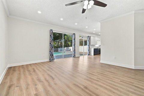 Villa ou maison à vendre à Oldsmar, Floride: 4 chambres, 207.17 m2 № 2425835 - photo 25