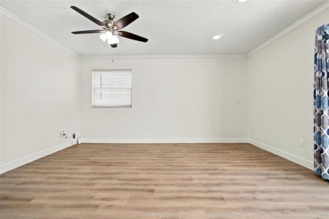 Villa ou maison à vendre à Oldsmar, Floride: 4 chambres, 207.17 m2 № 2425835 - photo 22