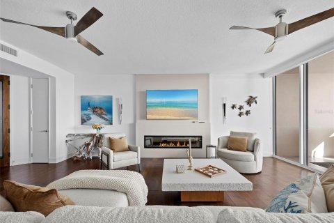 Condominio en venta en Longboat Key, Florida, 2 dormitorios, 220.09 m2 № 2423720 - foto 12