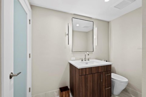 Condominio en venta en Longboat Key, Florida, 2 dormitorios, 220.09 m2 № 2423720 - foto 28