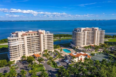 Condominio en Longboat Key, Florida, 2 dormitorios  № 2423720