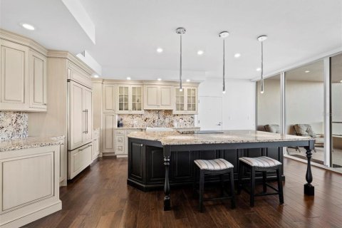 Condominio en venta en Longboat Key, Florida, 2 dormitorios, 220.09 m2 № 2423720 - foto 17