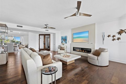 Condominio en venta en Longboat Key, Florida, 2 dormitorios, 220.09 m2 № 2423720 - foto 11