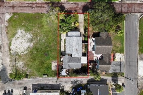House in Gulfport, Florida 3 bedrooms, 119.66 sq.m. № 1778870 - photo 9