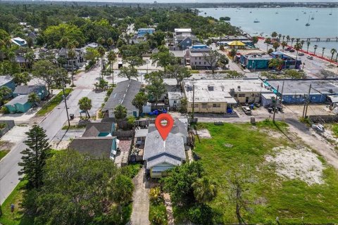 House in Gulfport, Florida 3 bedrooms, 119.66 sq.m. № 1778870 - photo 3