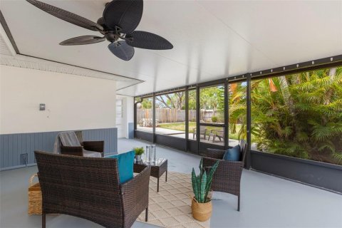 Casa en venta en Dunedin, Florida, 4 dormitorios, 158.4 m2 № 2094472 - foto 14