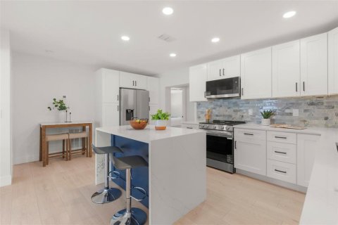 Casa en venta en Dunedin, Florida, 4 dormitorios, 158.4 m2 № 2094472 - foto 9