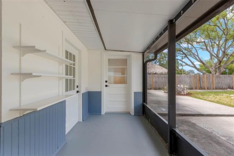 Casa en venta en Dunedin, Florida, 4 dormitorios, 158.4 m2 № 2094472 - foto 12